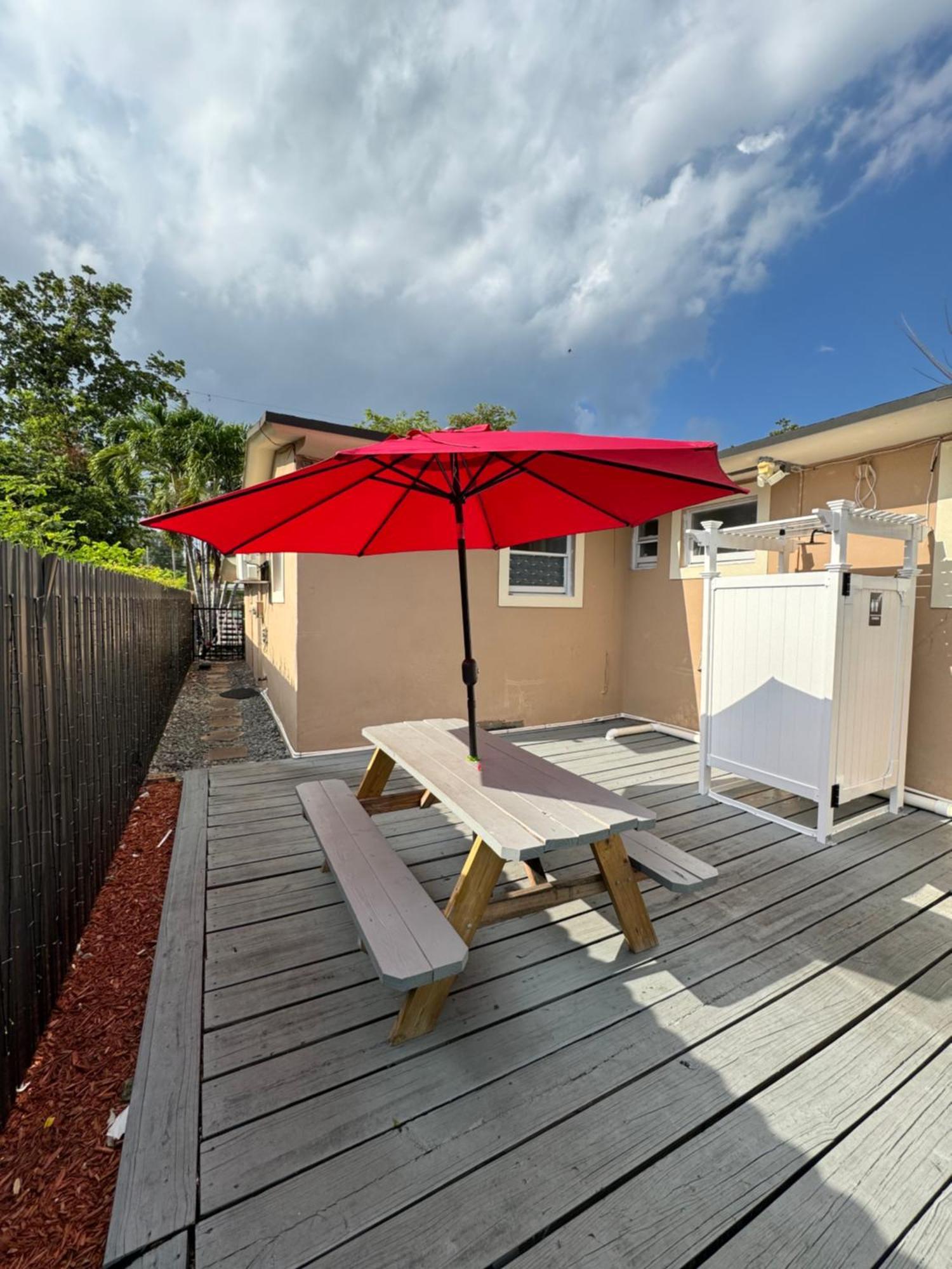 بيت شباب Wynwood Beds ميامي المظهر الخارجي الصورة